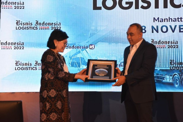 Berhasil Bangun Kawasan Pesisir, Pemkab Tangerang Raih Penghargaan Dari Bisnis Indonesia
