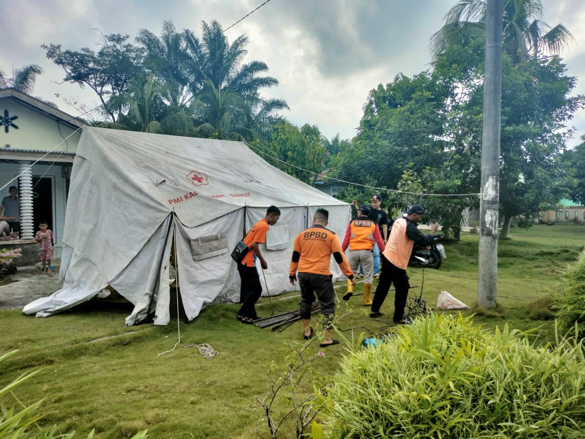Pemkab Asahan Dirikan Tenda Pengungsi untuk Masyarakat yang Terkena Dampak Banjir