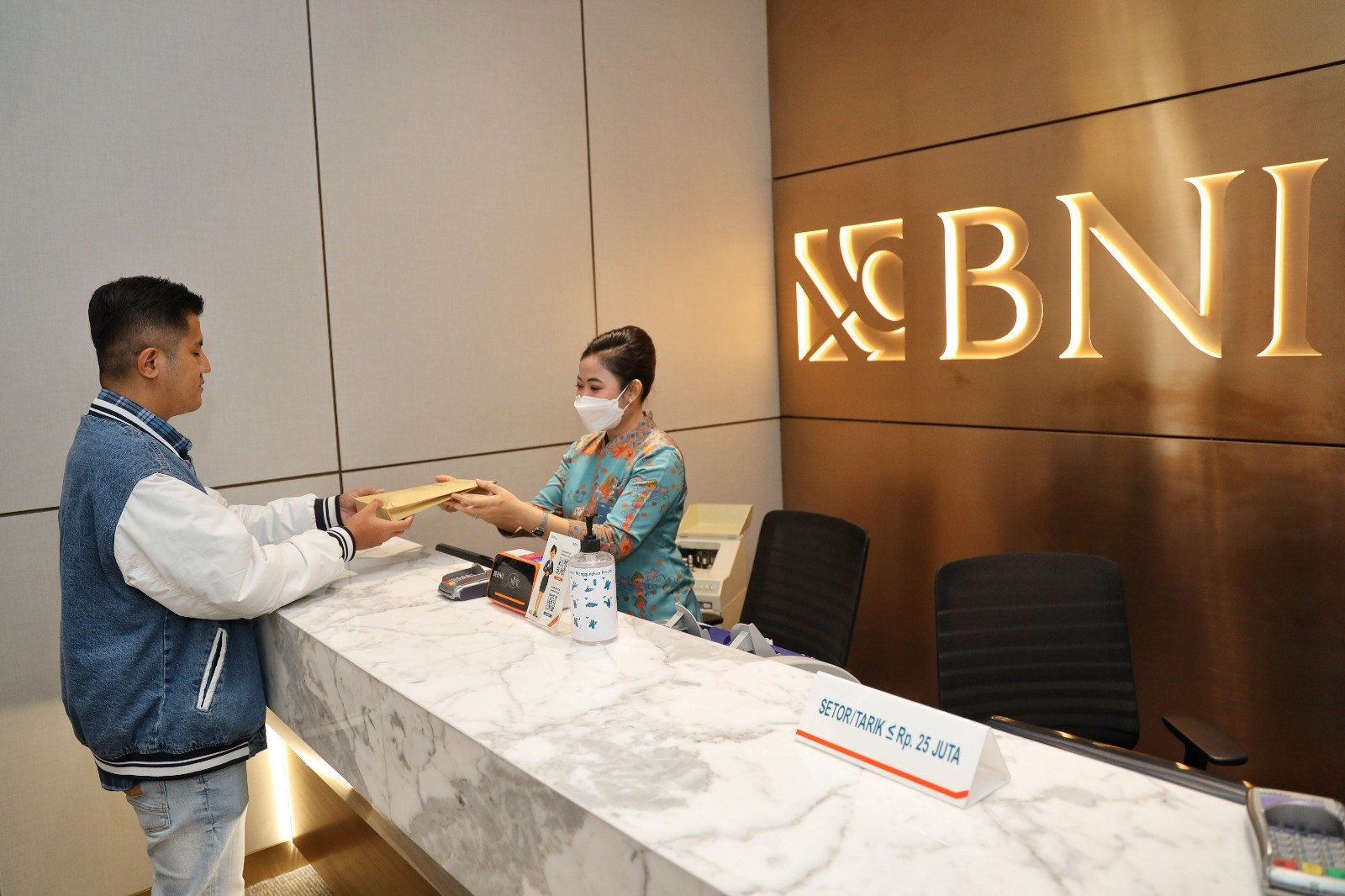 Pastikan Nasabah Nyaman di Hari Libur Lebaran, BNI Operasikan 86 Outlet dan 48 O-Branch