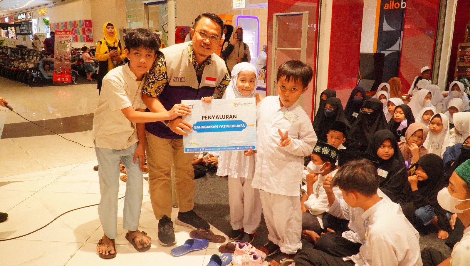 BMM Salurkan Rp 16,7 Milyar Selama Ramadhan 2023