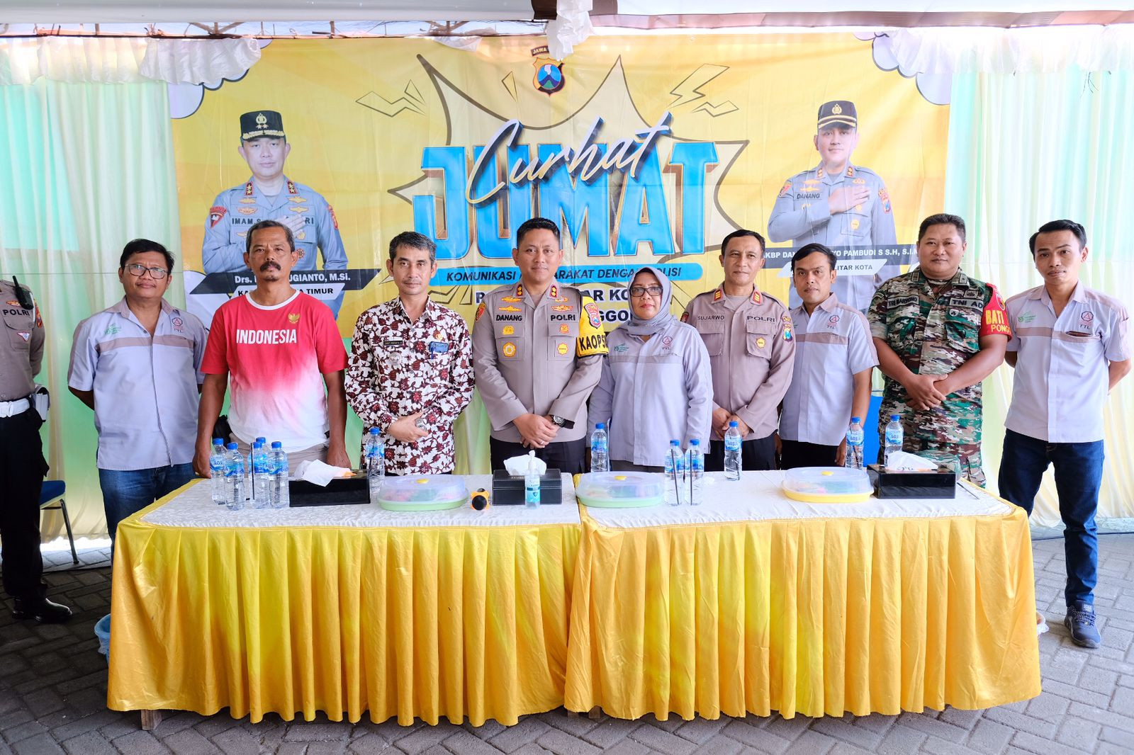 Jumat Curhat, Kapolres Blitar Kota Sambangi Karyawan Pabrik Triplek PT Tri Tunggal Laksana ini Pesan Kapolres