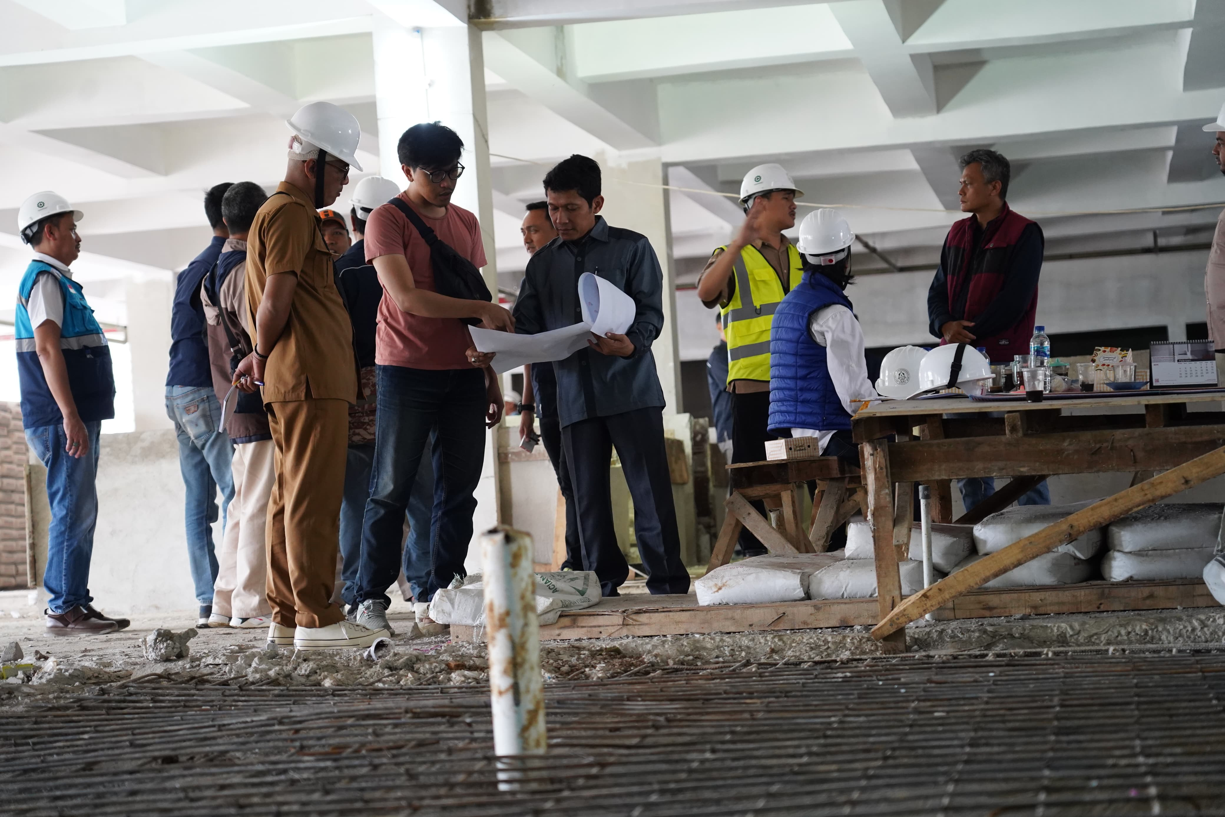 Komisi III DPRD Kota Bogor Sidak Pembangunan Pasar Gembrong Sukasari