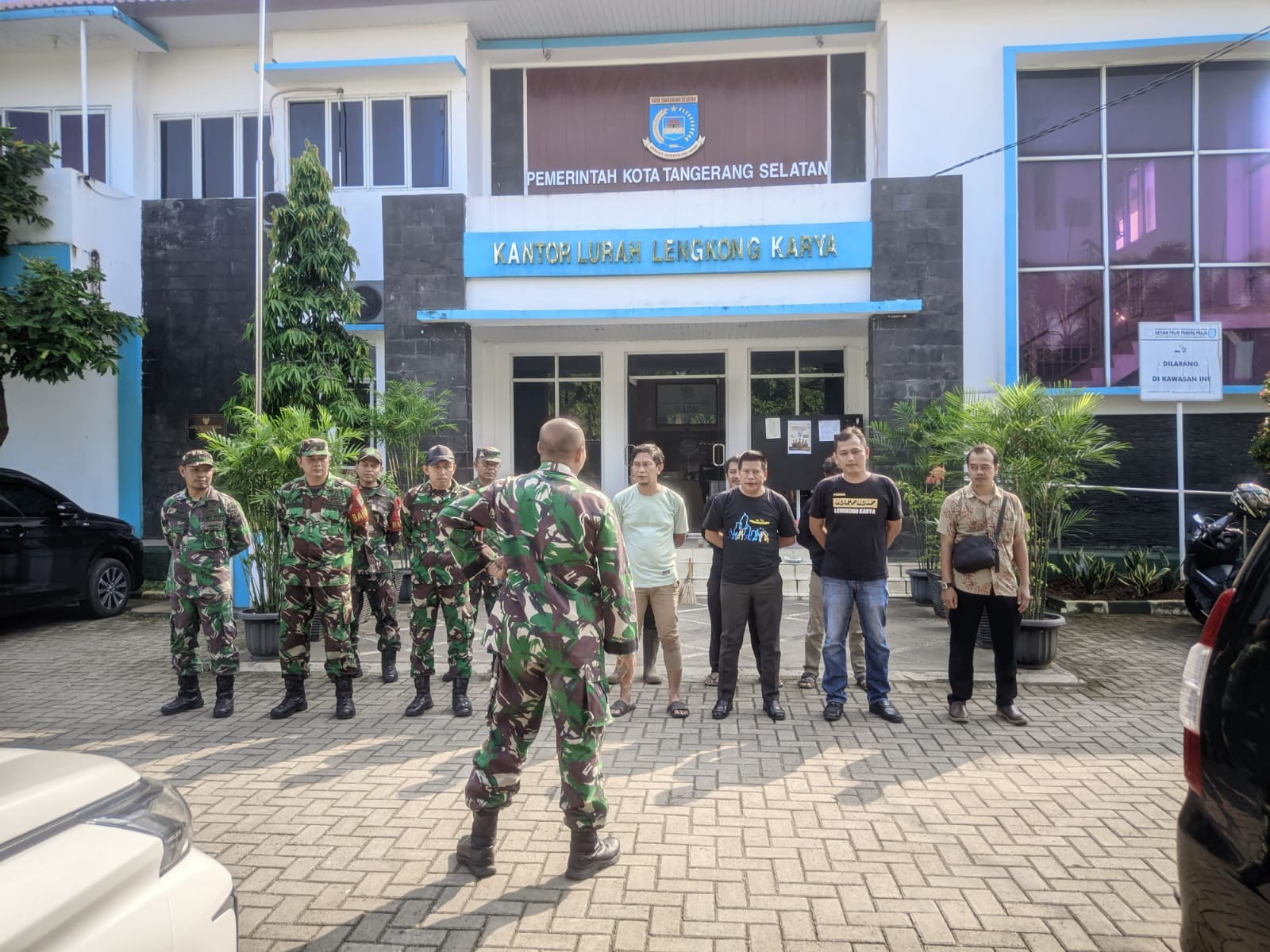 Batuud Grebeg Kantor Lurah Lengkong Karya Antisipasi Banjir