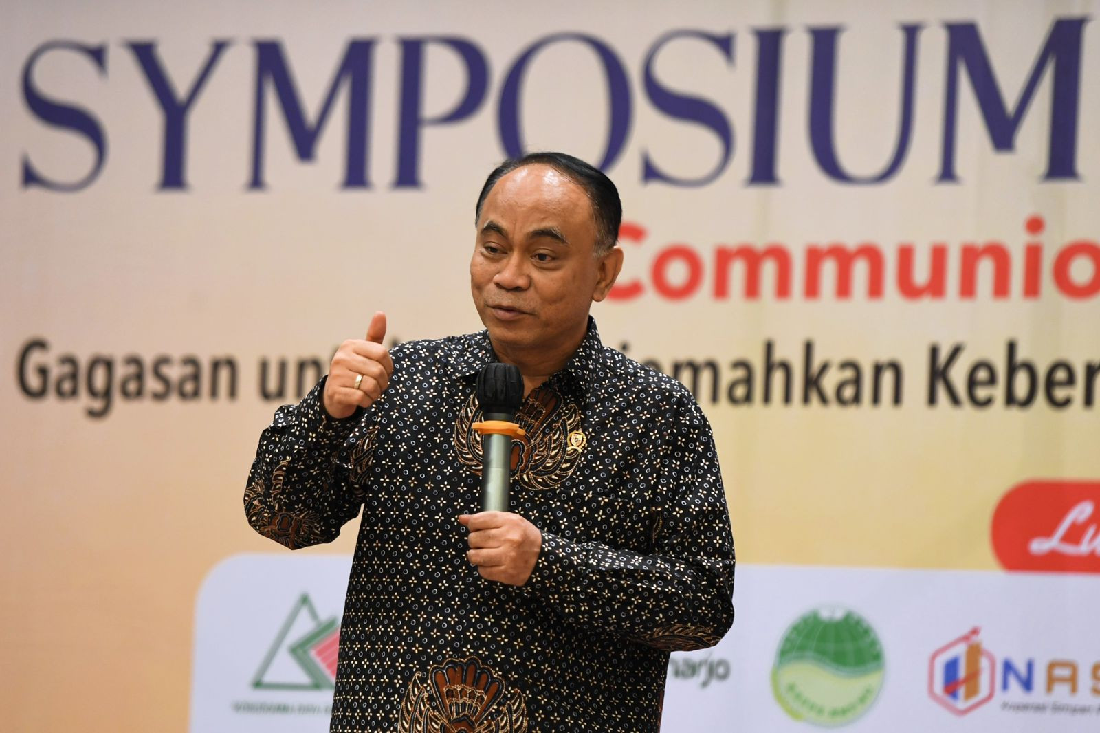 Menkop Budi Arie Ajak Forkom KBI Songsong Tahun 2025 Sebagai Hari Koperasi Internasional