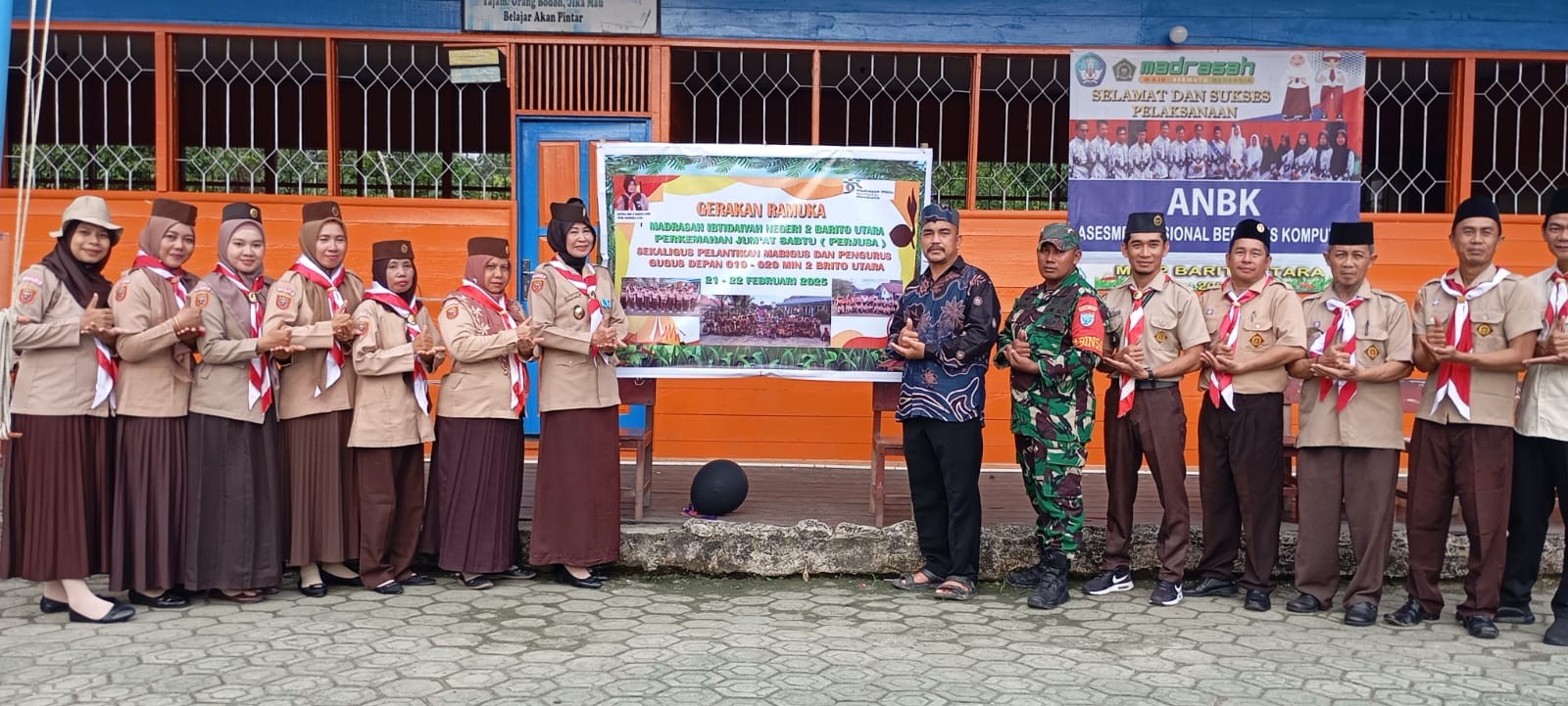 Pelantikan Dan Pengukuhan Mabigus Dan Pengurus Gudep 019 - 020 MIN 2 Barito Utara Oleh Ketua Gerakan Pramuka Ranting Lahei