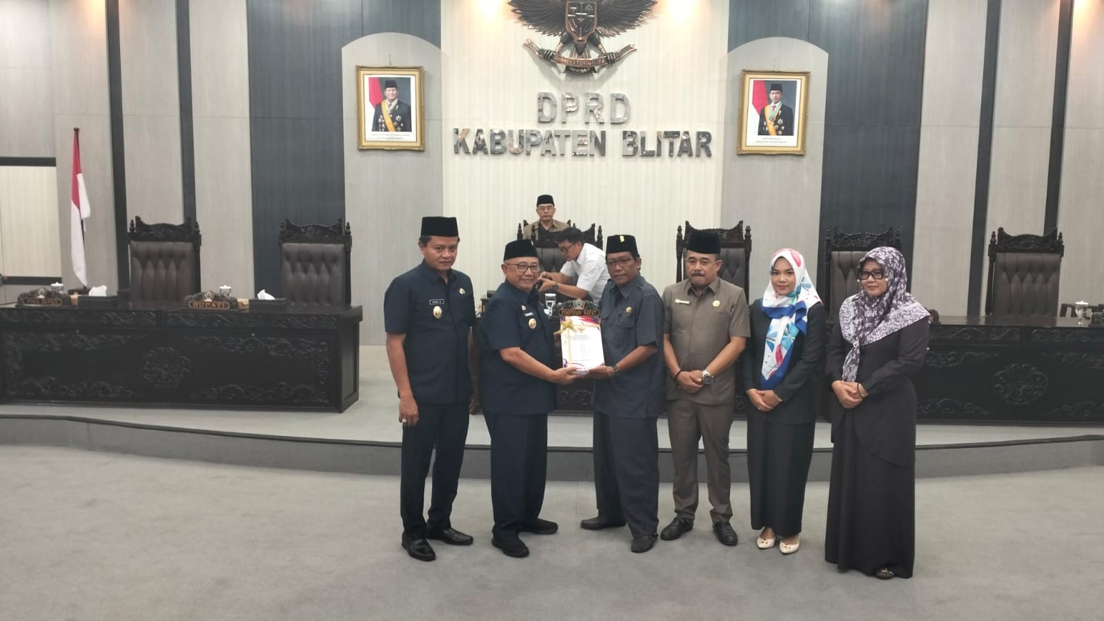 Rapat Paripurna DPRD Kab Blitar, Penjelasan Bupati Nota Keuangan Perubahan APBD 2025