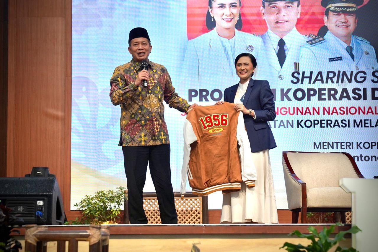 Menkop Ferry: Sekolah Digital Koperasi UKSW Perkuat Ekosistem Kopdes Merah Putih