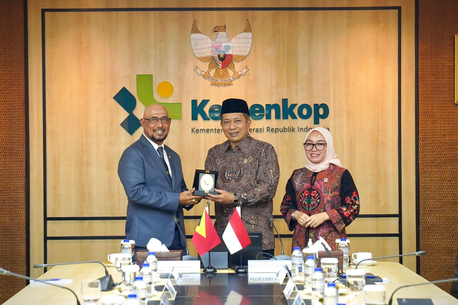 Kemenkop Menerima Kunjungan Kehormatan Timor Leste Tekankan Penguatan Koperasi Desa