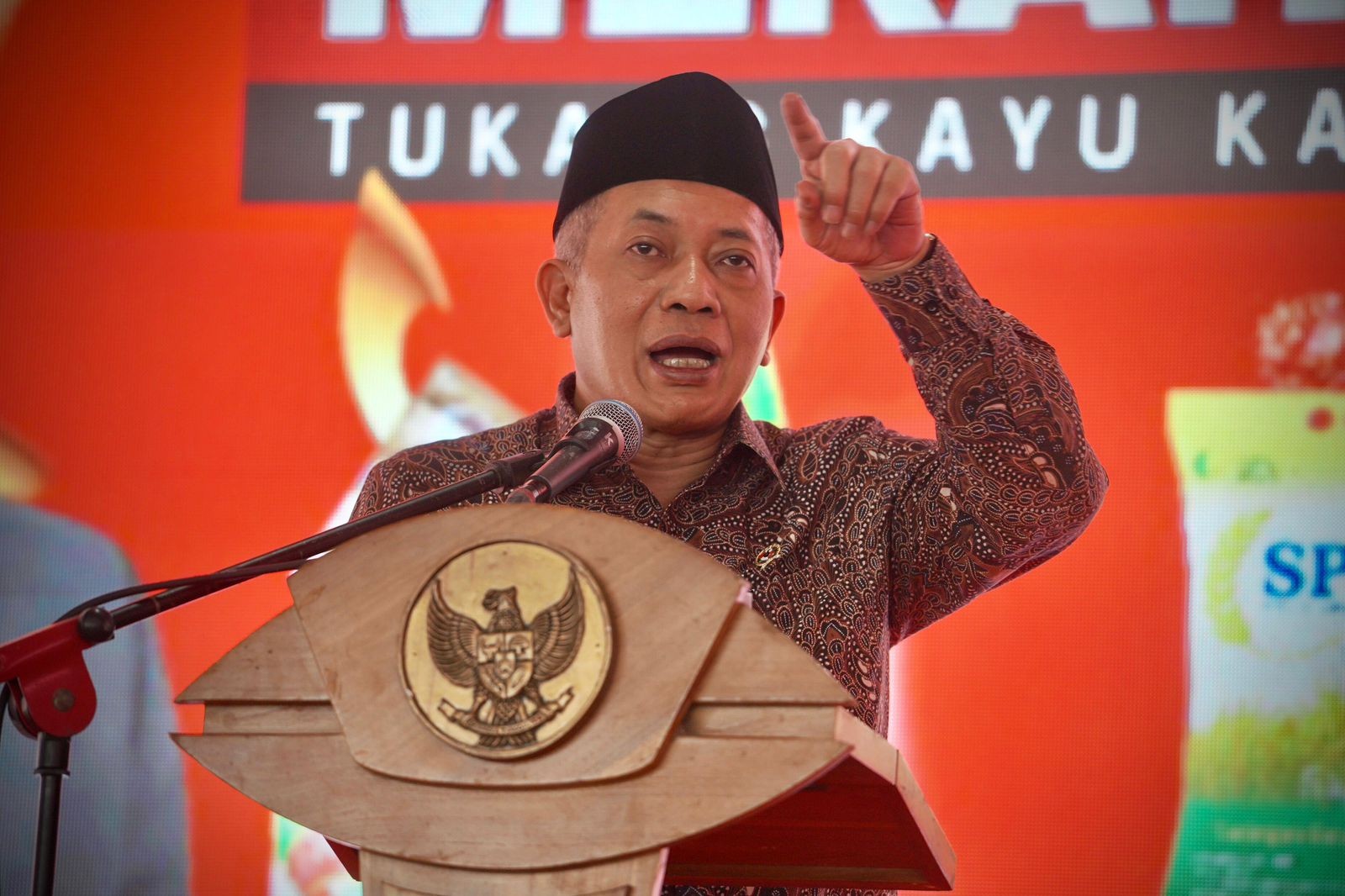 Menkop Apresiasi KKMP Tukangkayu Kembangkan Produk Unggulan