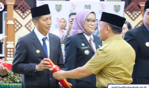 Mendagri Berikan SK Perpanjangan Masa Jabatan Kepada Penjabat Bupati Barito Utara