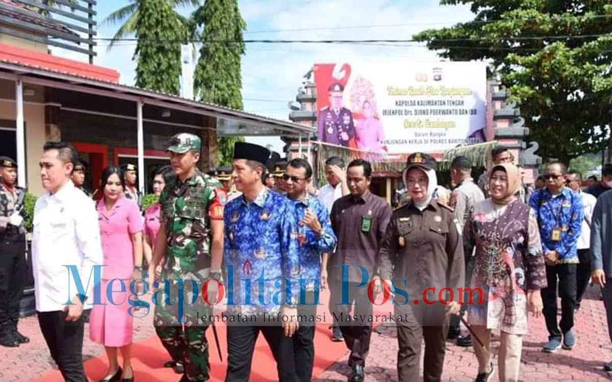 SAMBUT_RSZ.jpg