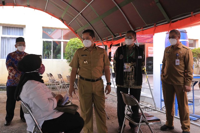 TINJAU-SELEKSI-KOMPETENSI-BIDANG-WALIKOTA-2_copy_640x427.jpg