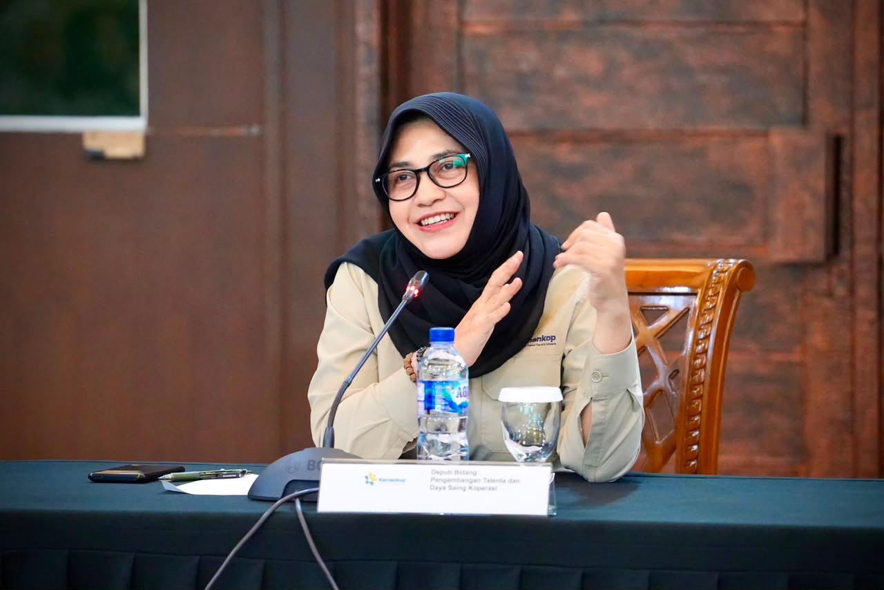 Kemenkop Fasilitasi MoU Koperasi Gambir & ID FOOD untuk Ekspor ke India-Pakistan - (Ada 0 foto)